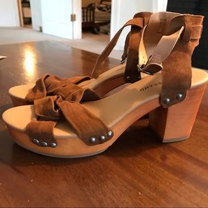 LUCKY BRAND Clog Sandals NWOT Size 9.5!